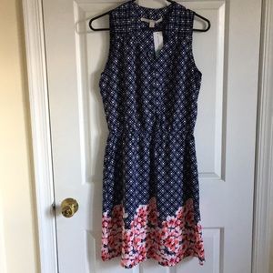 41 Hawthorn Floral Sleeveless Shirt Dress